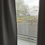 بيت شباب Lofoten - *