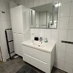 Albergue Lofoten - *